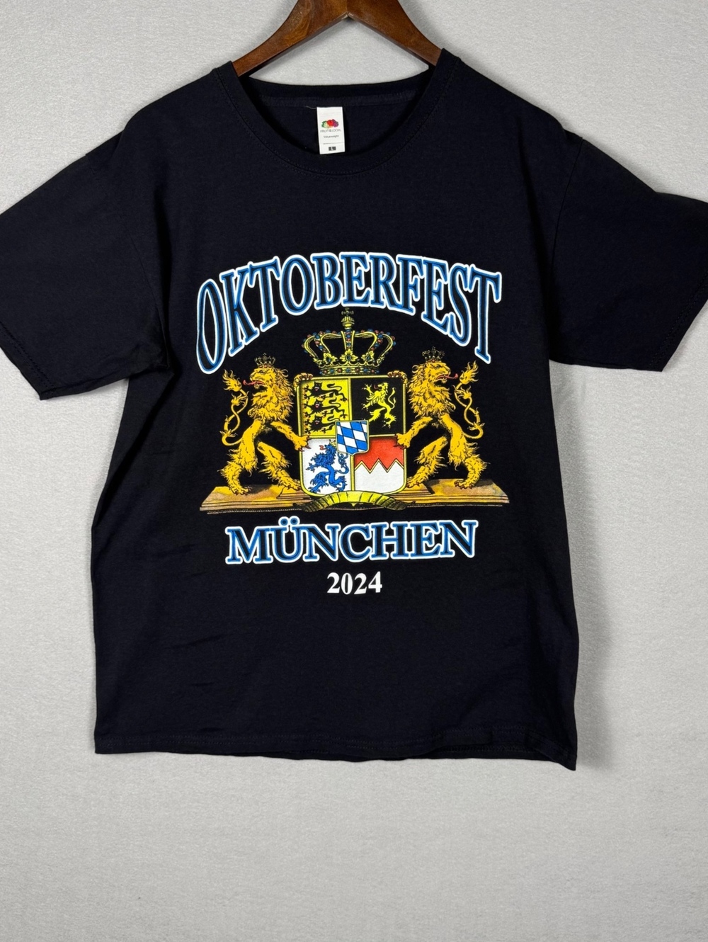 Fruit of the Loom Large Oktoberfest München T-Shirt Black
